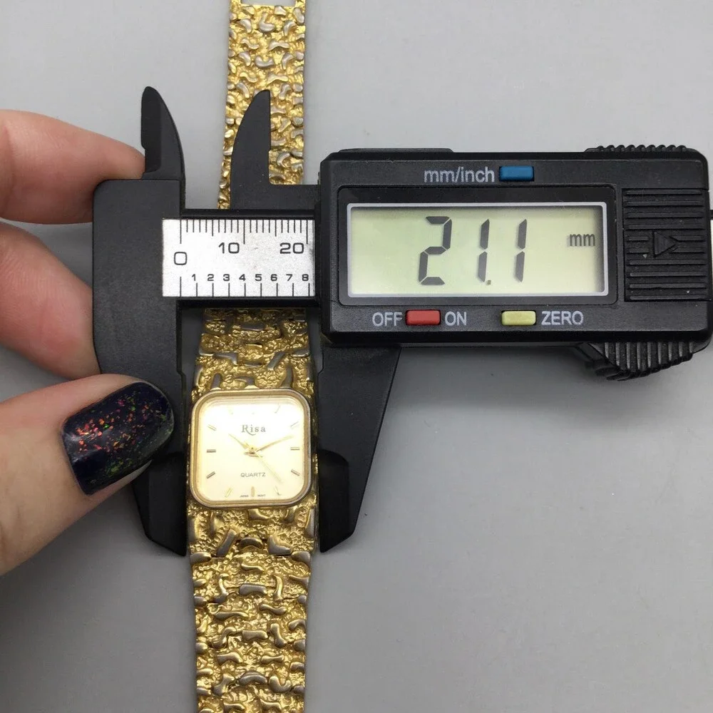 Vintage Risa Women Watch 21mm Gold Tone Nugget Texture Bracelet New Battery 7.5